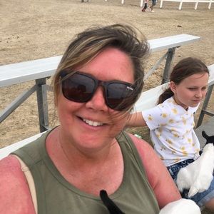 Meet your Posher, Nicole